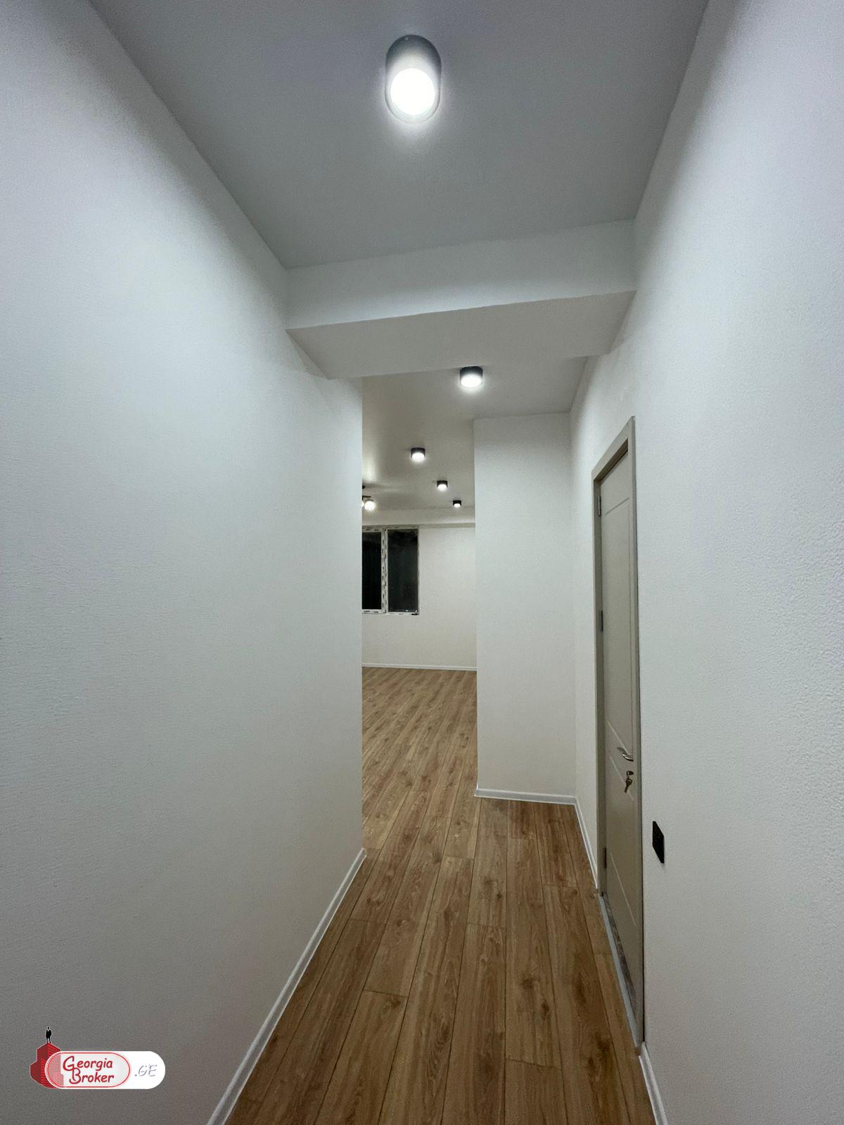 იყიდება ახალი გარემონტებული 3 ოთახიანი ბინა